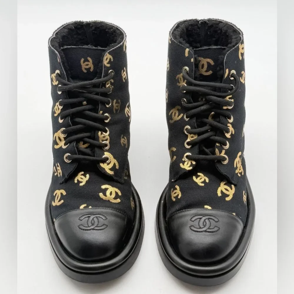 Chanel CC Logo Canvas Shearling Lace Up Combat Boots Black & Gold EU 39 US 8.5-8